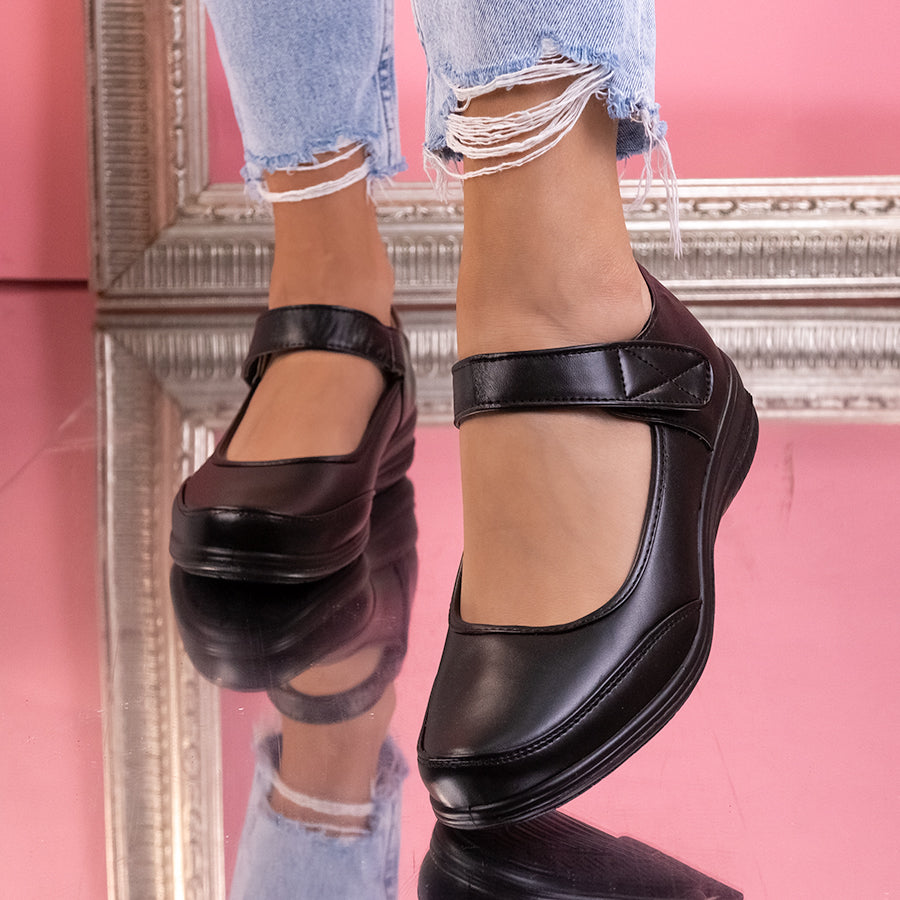 Дамски обувки Wilma - Black