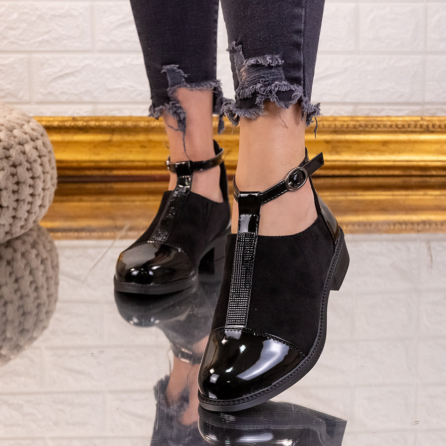 Дамски обувки Neliana - Black