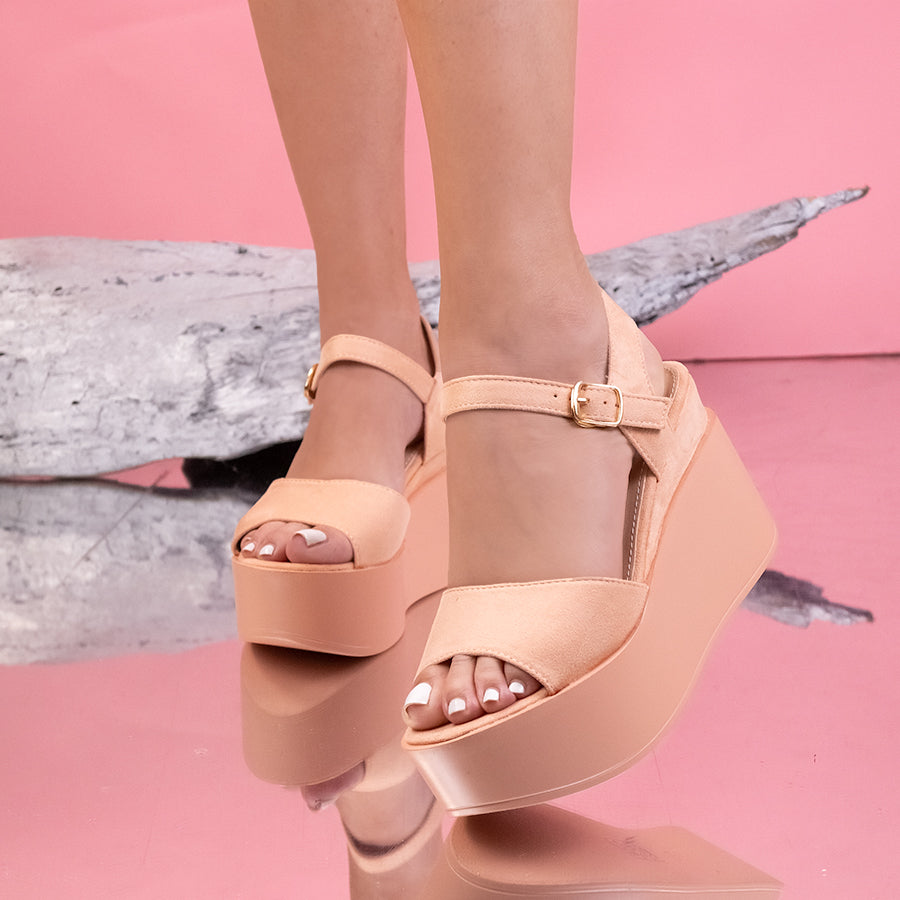 Дамски сандали на платформа Tangra - Pink