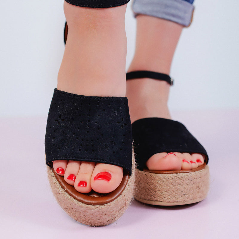 Черни дамски сандали на платформа Sienna-Black | DMR.
