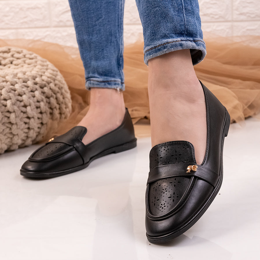Дамски обувки Valdes - Black